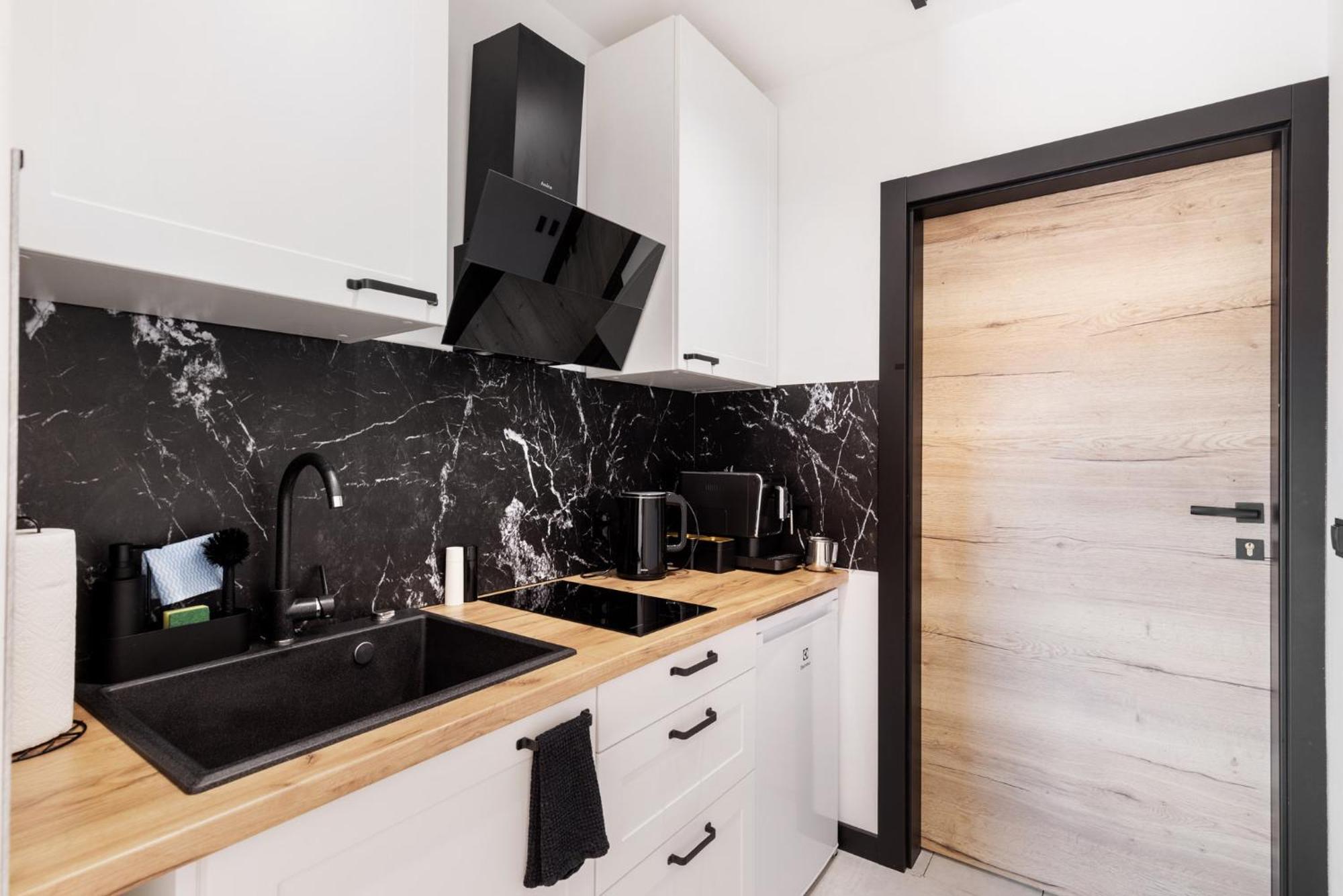 Apartamenty Larice - Podgrzewany Basen, Balia I Sauna Сверадув-Здруй Экстерьер фото